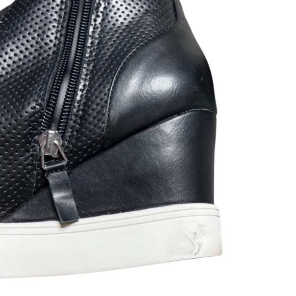 MIA Cristie Women’s Black & White Faux Leather Slip On Wedge Sneaker Ankle Boot - Picture 14 of 16